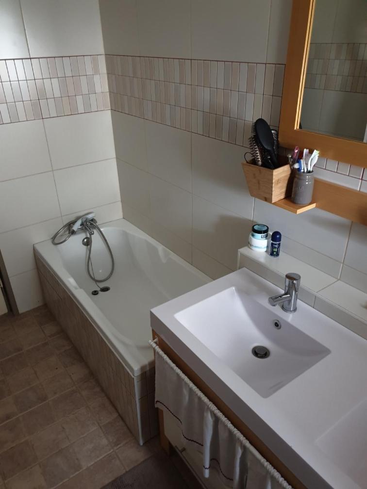 La Chaumiere Bed & Breakfast Saint-Martin-Saint-Firmin Bilik gambar